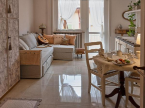 Ave Home